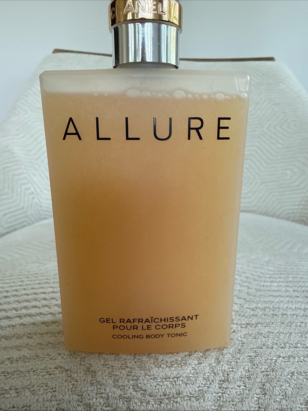 Allure Chanel Cooling Body Tonic - Picture 5 of 12